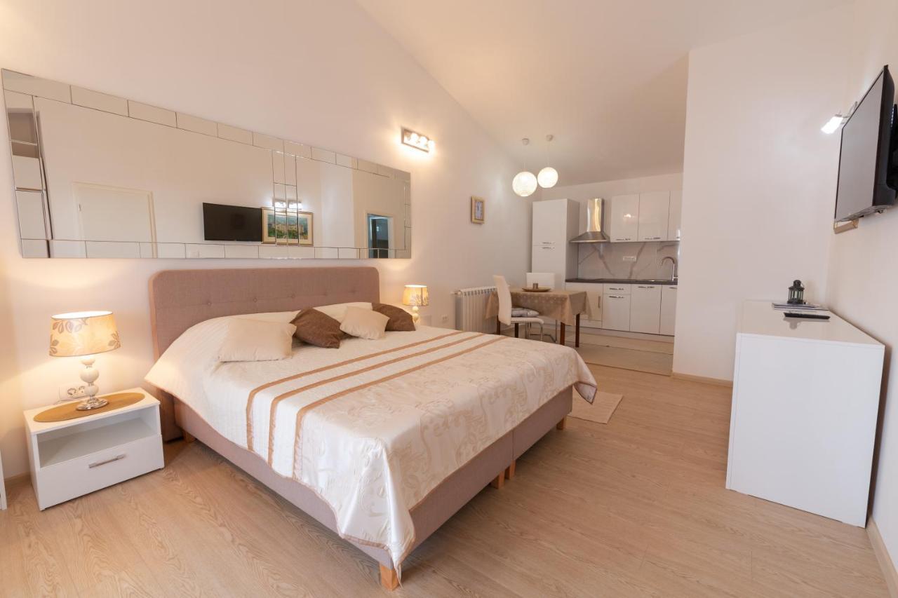 Apartment Beautyful Sea View 6 Luxury Studio Danijela