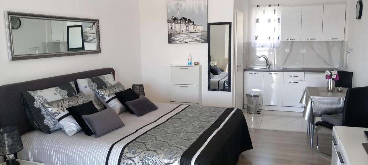 Beautyful Sea View 6 Luxury Studio Danijela Apartment Senj (Lika-Senj)